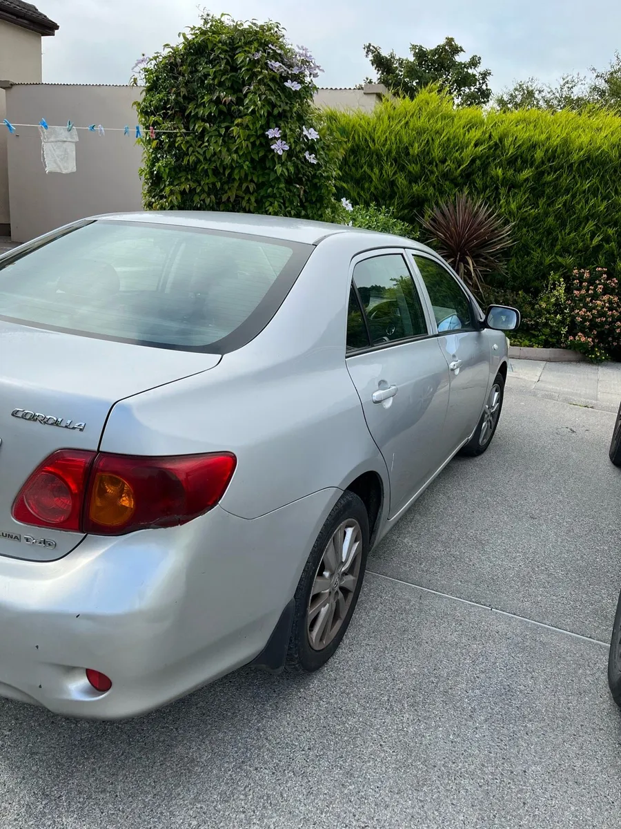 Toyota Corolla Car - Image 1