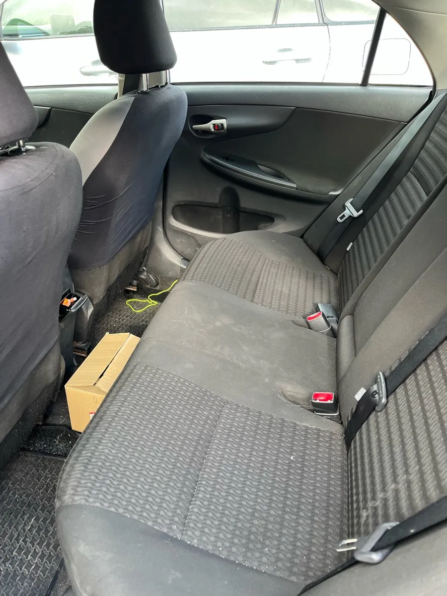 Toyota Corolla Car - Image 3