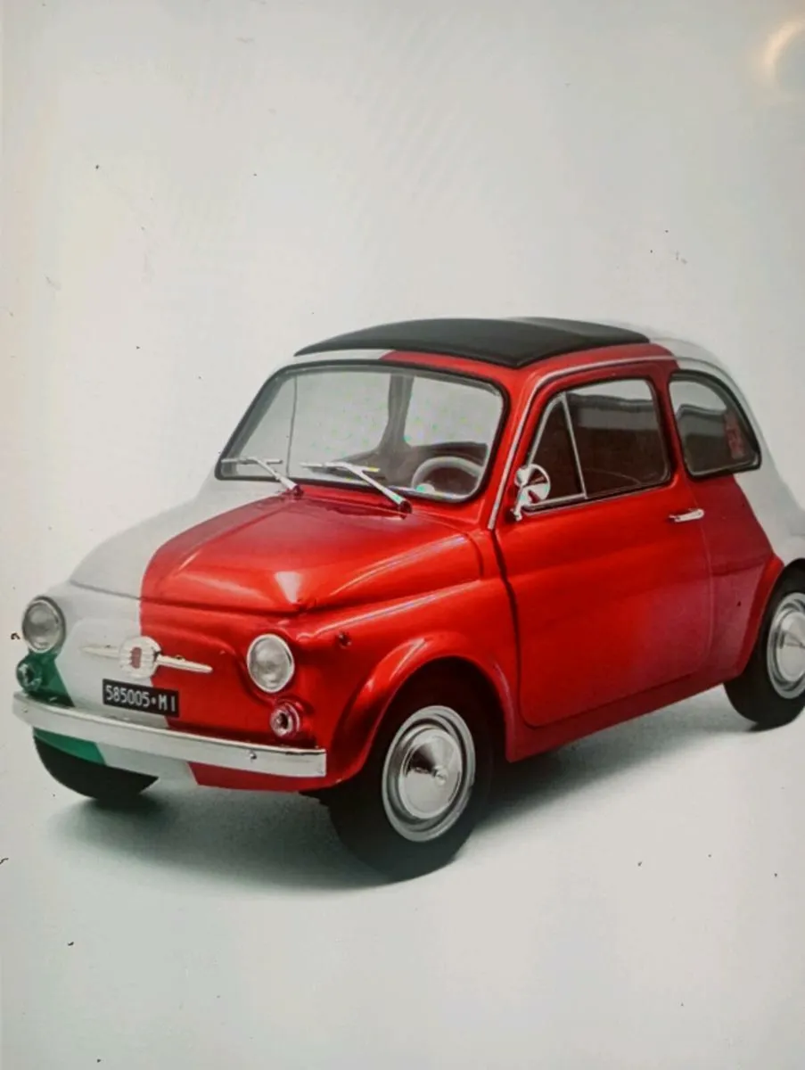 SOLIDO 1-18 SCALE FIAT  500 . - Image 1