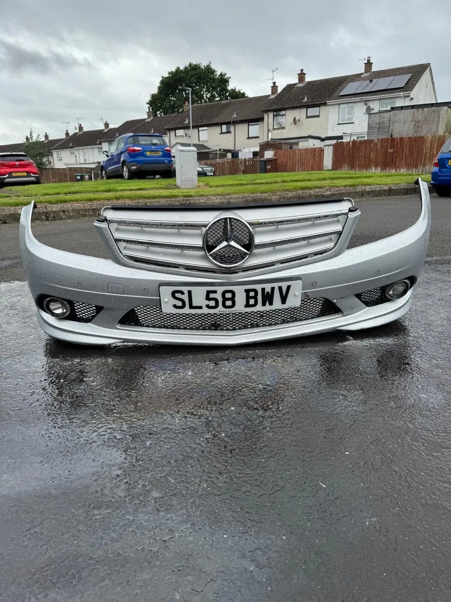 Mercedes c class 2007-2011 - Image 1