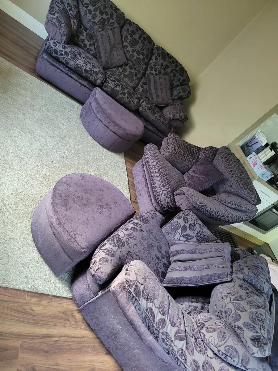 Sofa - Image 3