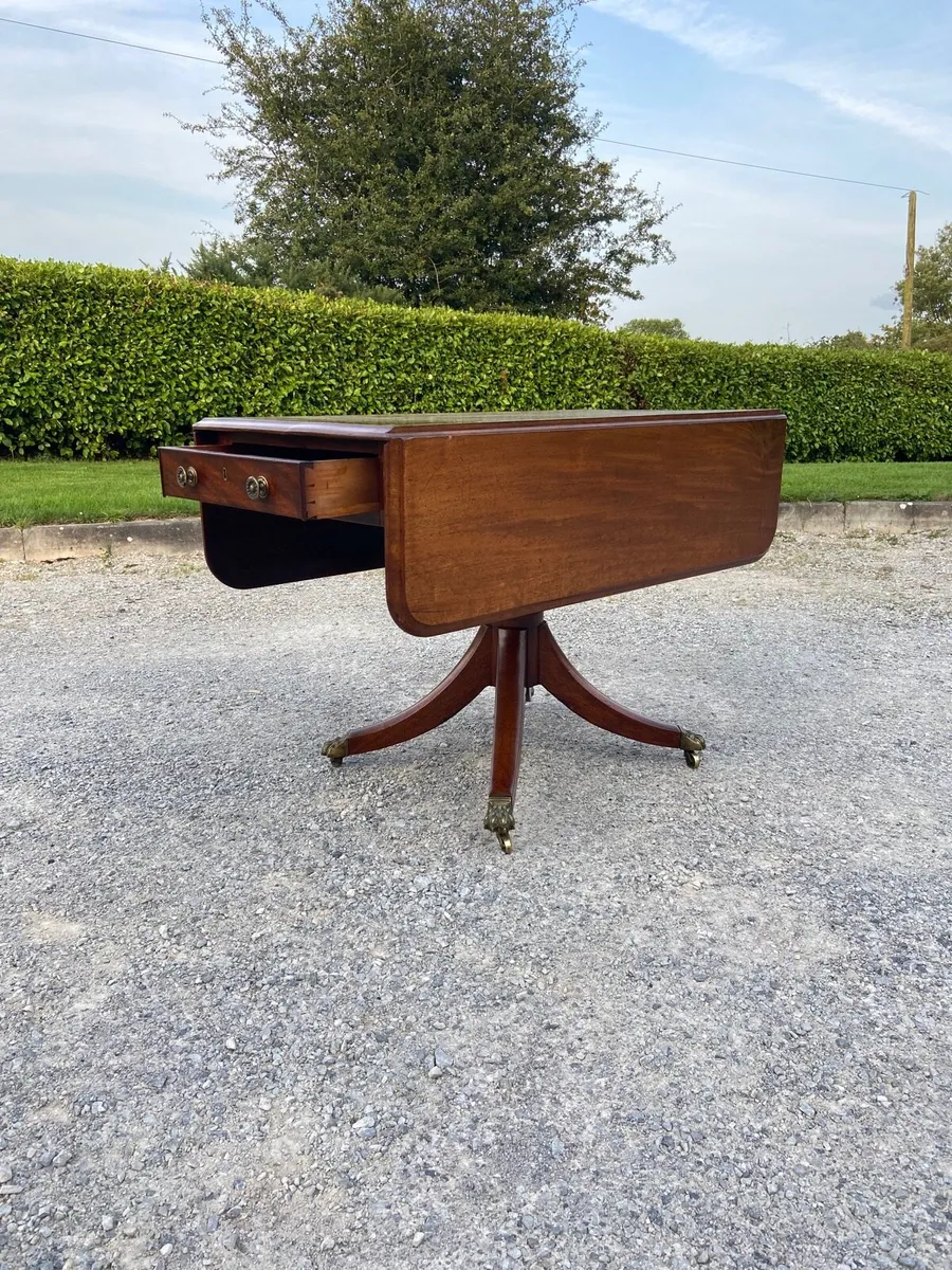 Regency Pembroke drop leaf table - Image 2