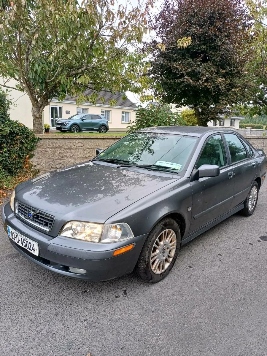 VOLVO S40 2003 1 OWNER NCT'D - Image 2