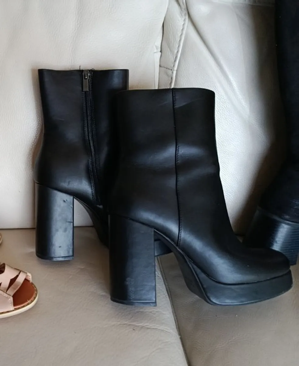 Black Platform Boots