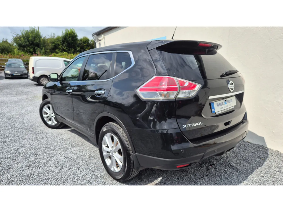 Nissan X-Trail 7 SEAT 4DR - Image 3