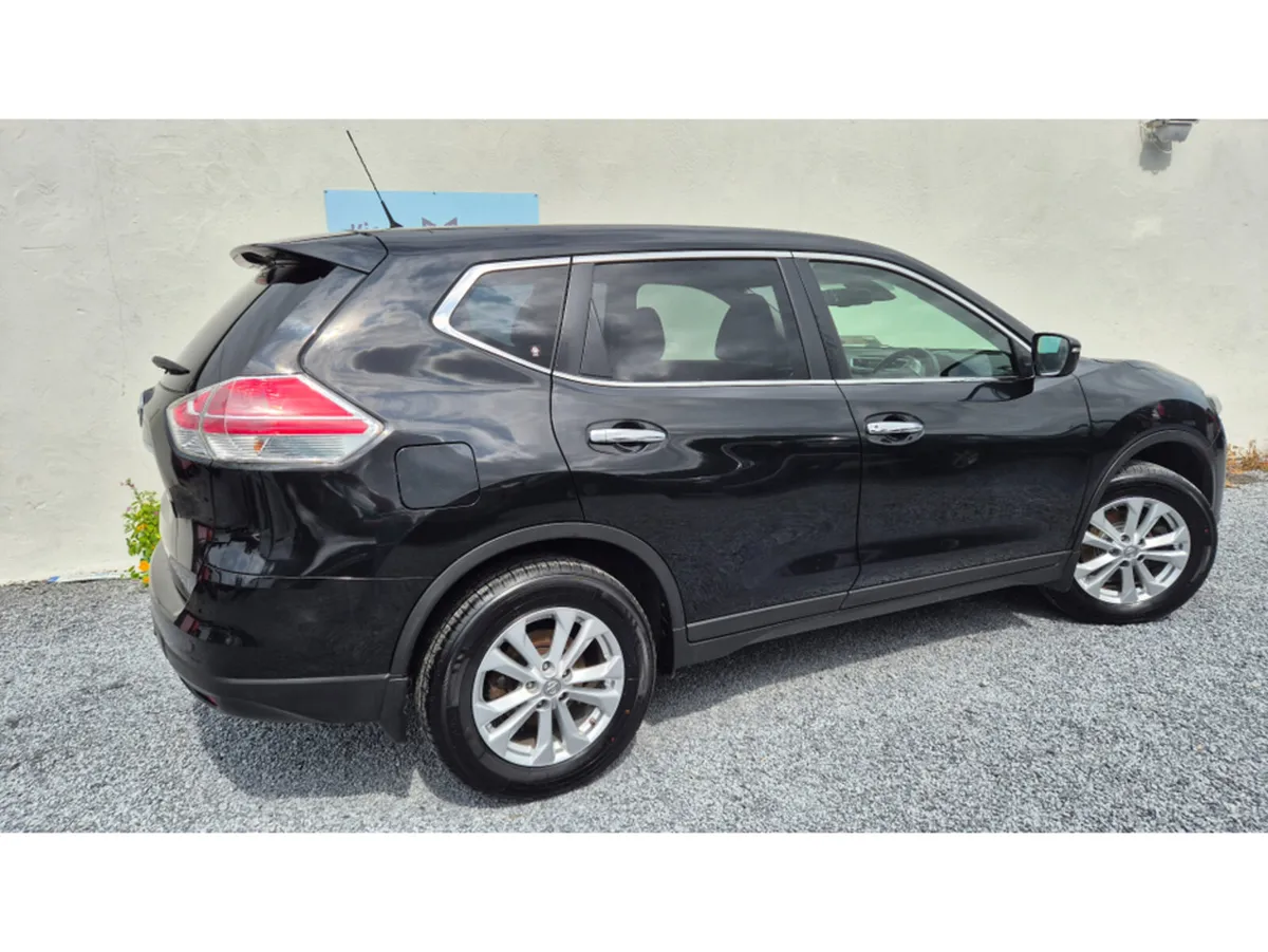 Nissan X-Trail 7 SEAT 4DR - Image 4