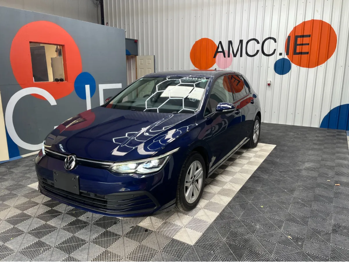 Volkswagen Golf 1.0 ETSI ACTIVE / 30k KMs / REVERS - Image 3