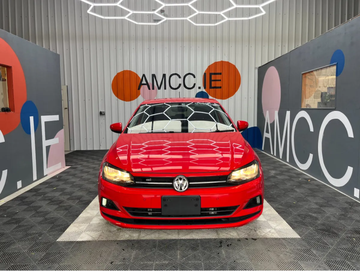 Volkswagen Polo 1.0 TSI COMFORT LINE / 47k KMS / R - Image 2
