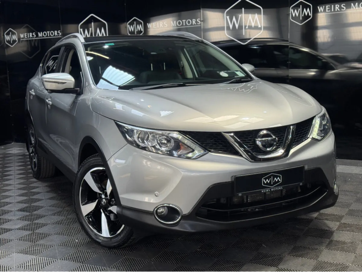 Nissan Qashqai 1.6 SV CVT PREMIUM 17 4DR AUTO - Image 4