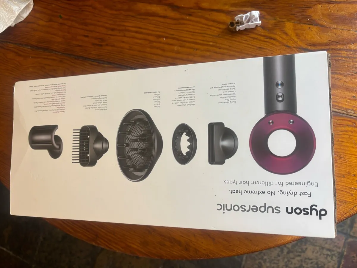 dyson hair dryer - Image 2