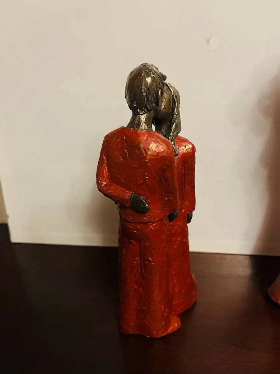 Genesis Statues. 2. Red. Love. Forever. - Image 4