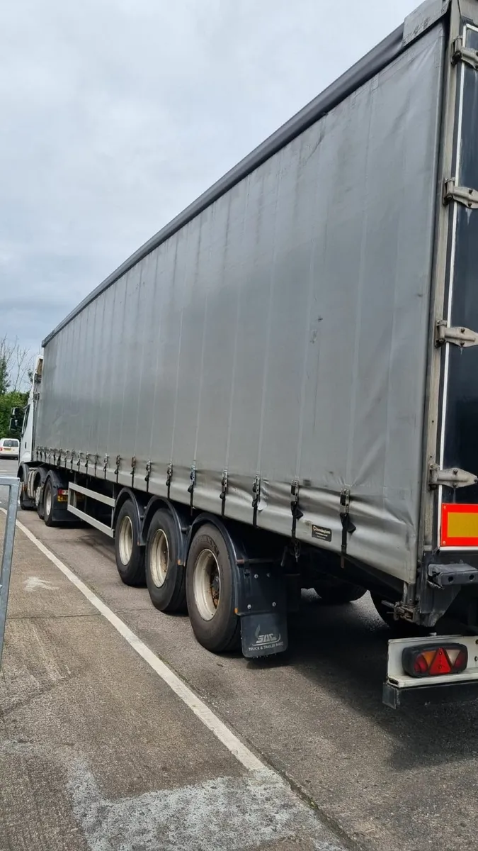 2009 Montracon Curtainsider Trailer - Image 2