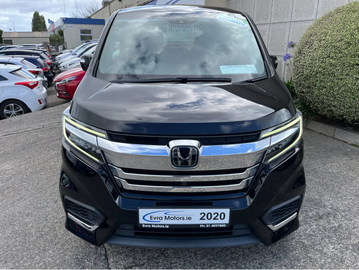 Honda Stepwagon SPADA 7 SEATER AUTOMATIC HYBRID 2. - Image 2