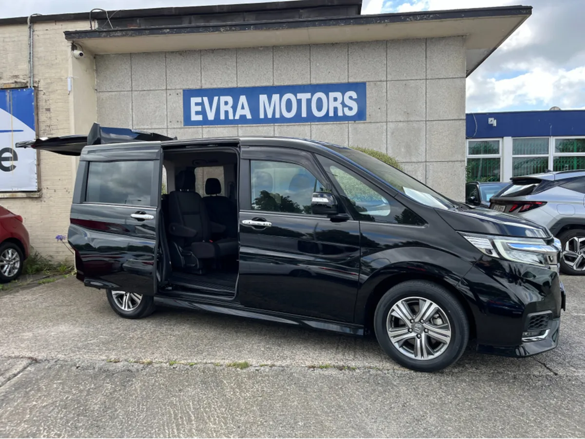Honda Stepwagon SPADA 7 SEATER AUTOMATIC HYBRID 2. - Image 4