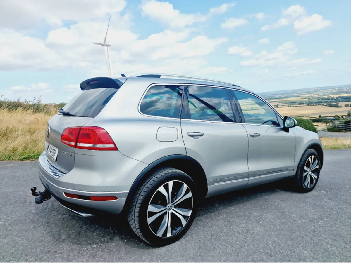 Volkswagen Touareg CV 3.0 TDI 262B 262BHP V6 5DR A - Image 3