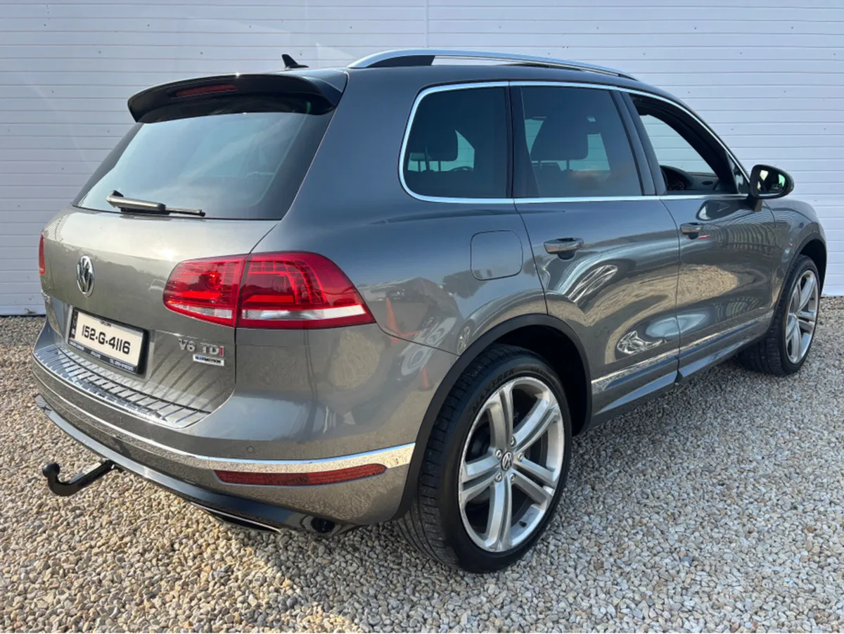 Volkswagen Touareg 3.0 TDI V6 R-LINE BLUEMOTION 25 - Image 3
