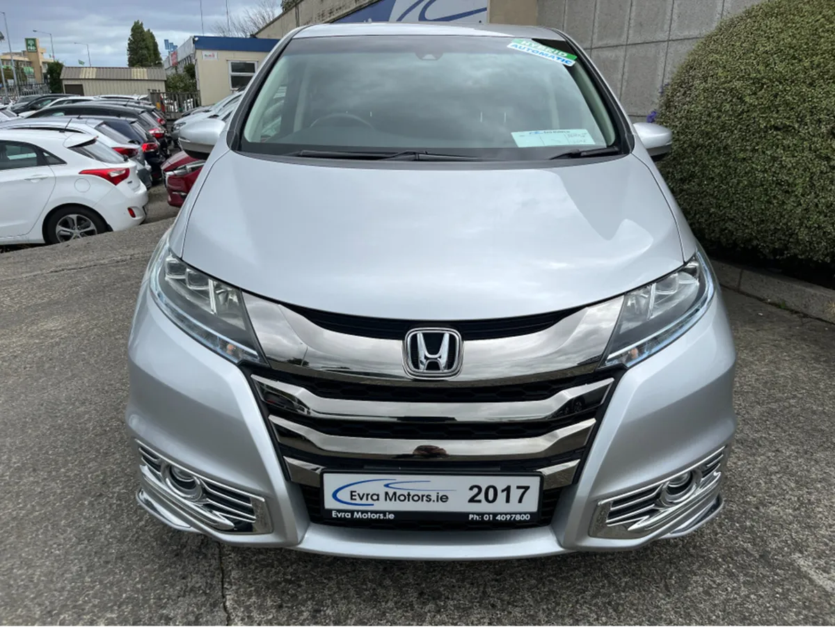 Honda Odyssey ABSOLUTE 7 SEATER AUTOMATIC HYBRID 2 - Image 2