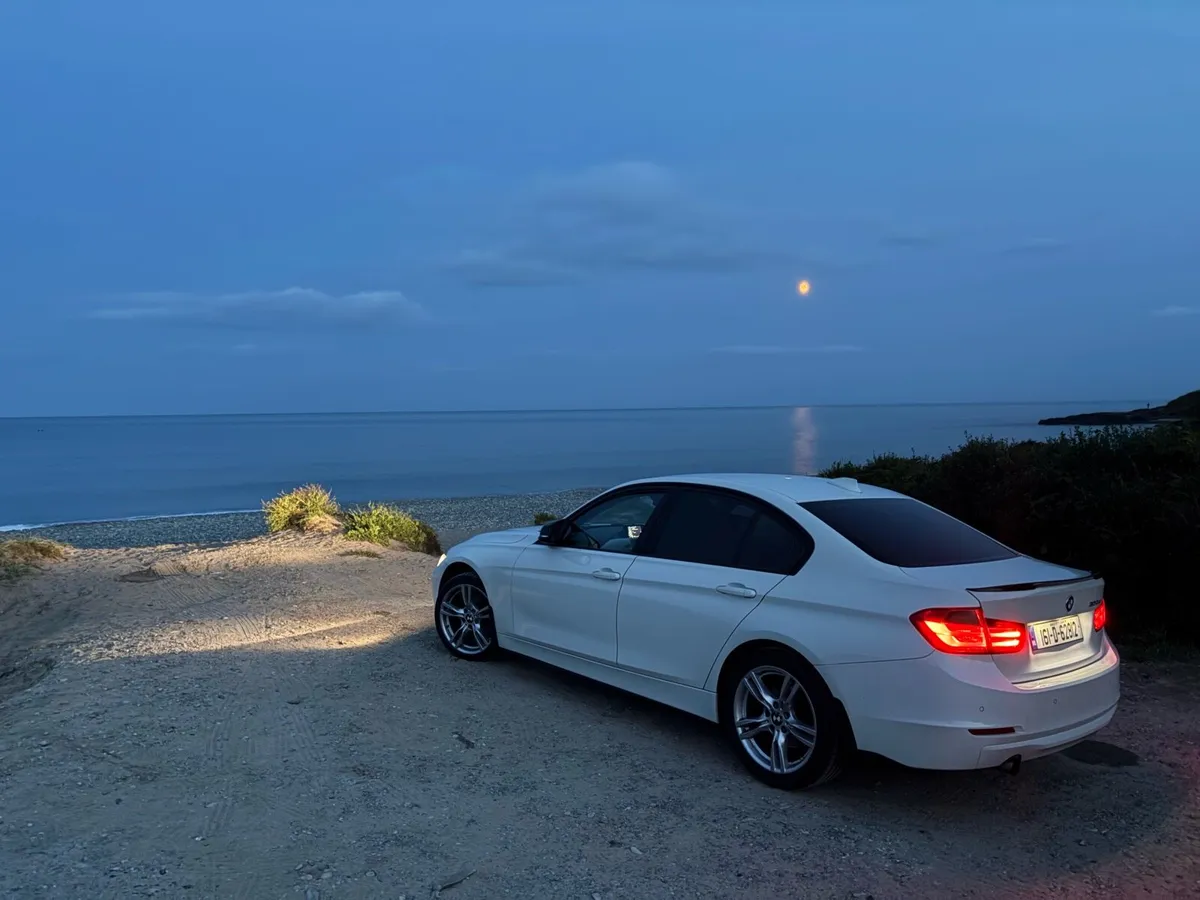 BMW 320D F30 Efficient Dynamic - Image 4