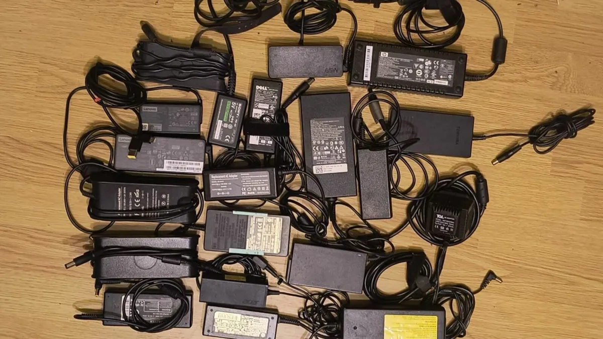 AC Adapter Charger Power Supply - Image 3