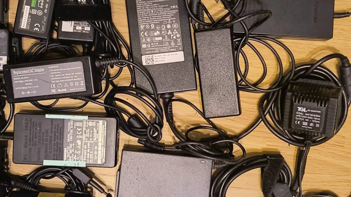 AC Adapter Charger Power Supply - Image 4