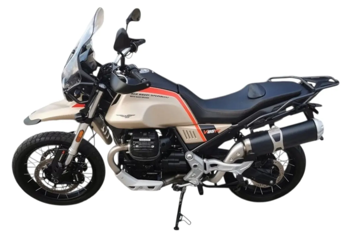 Moto Guzzi V85TT Travel - Image 4