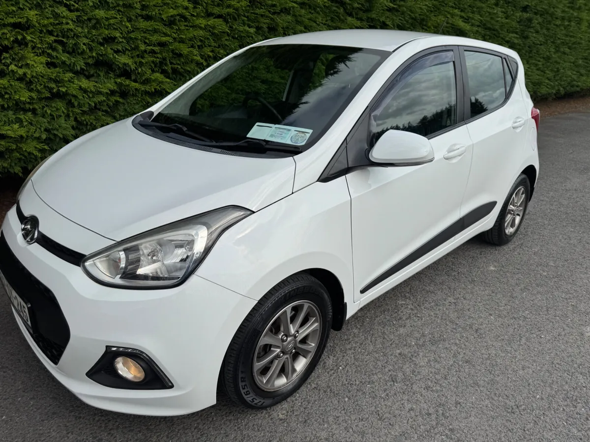 Hyundai i10 2015 DELUXE 1.0 ONLY 65k/MLS - Image 3