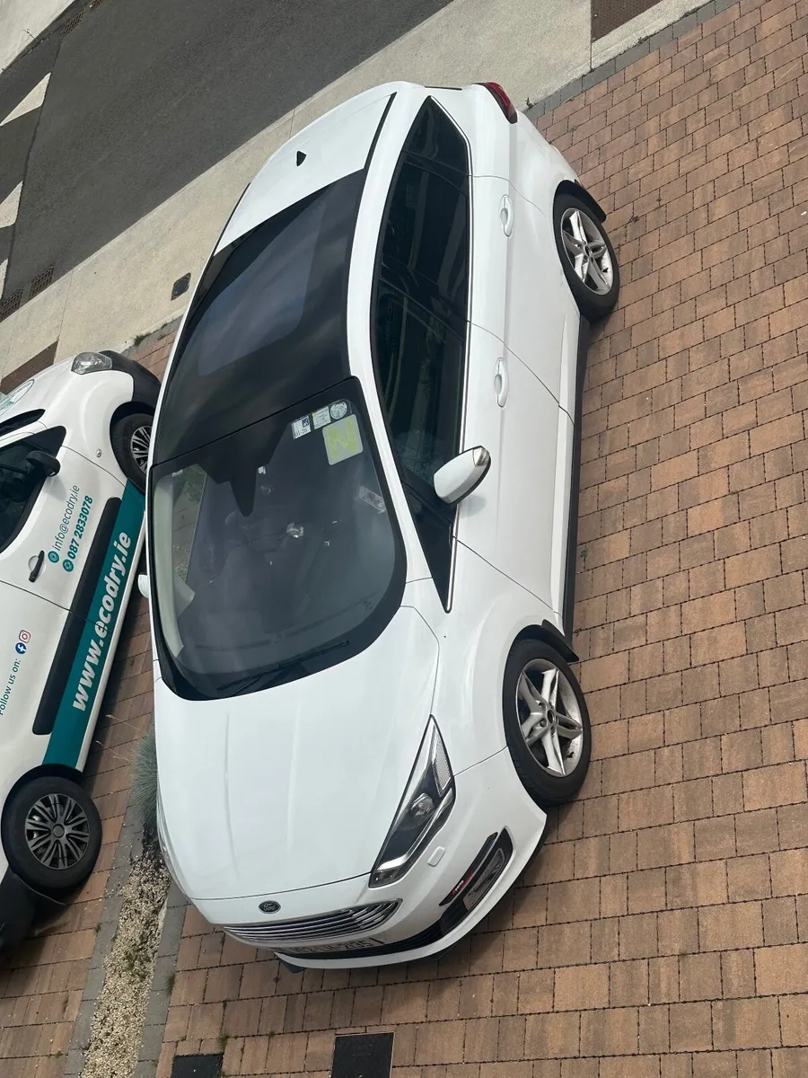 Ford C-Max 2015 - Image 1