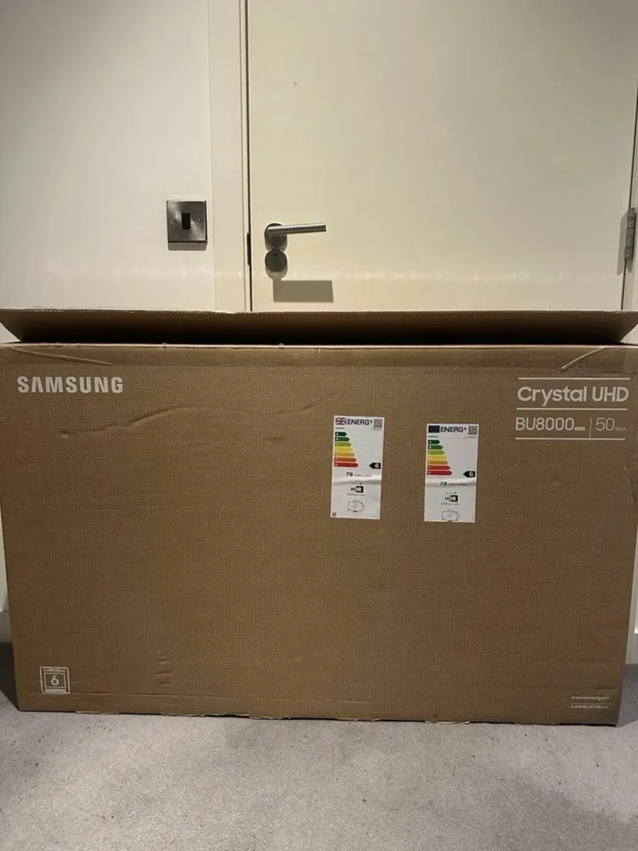 Samsung TV 50 Inches 4K Screen - Image 2