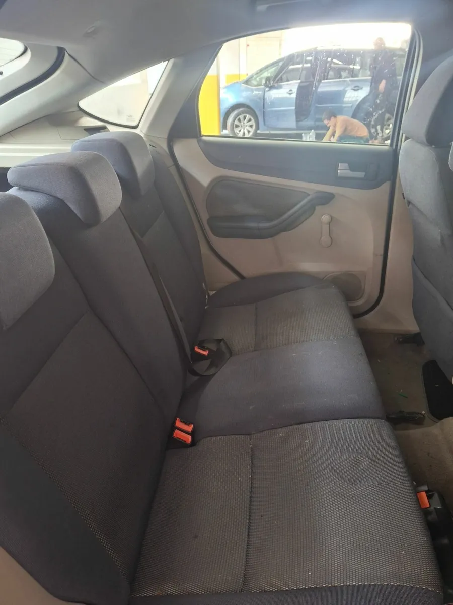 Ford Focus 2005 - Image 4