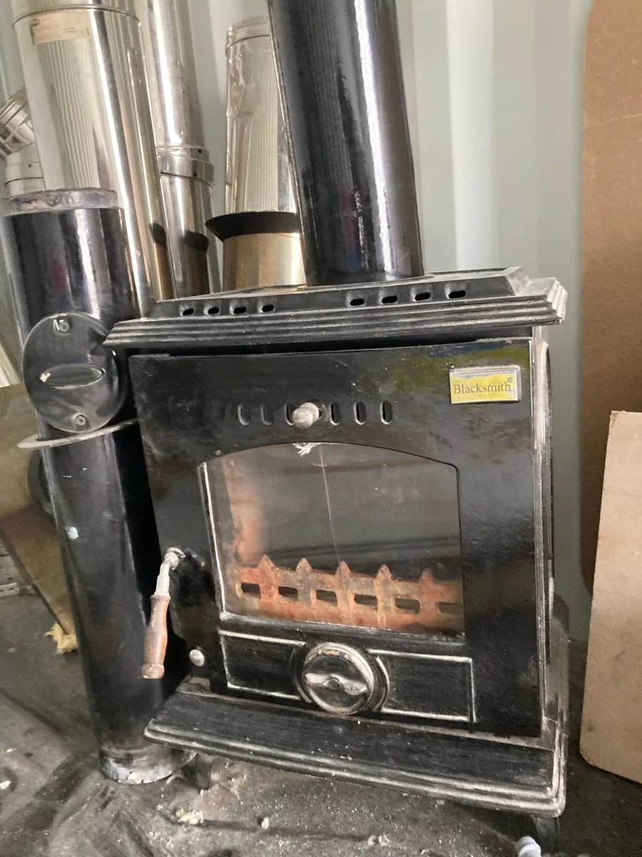 Stove - Image 1