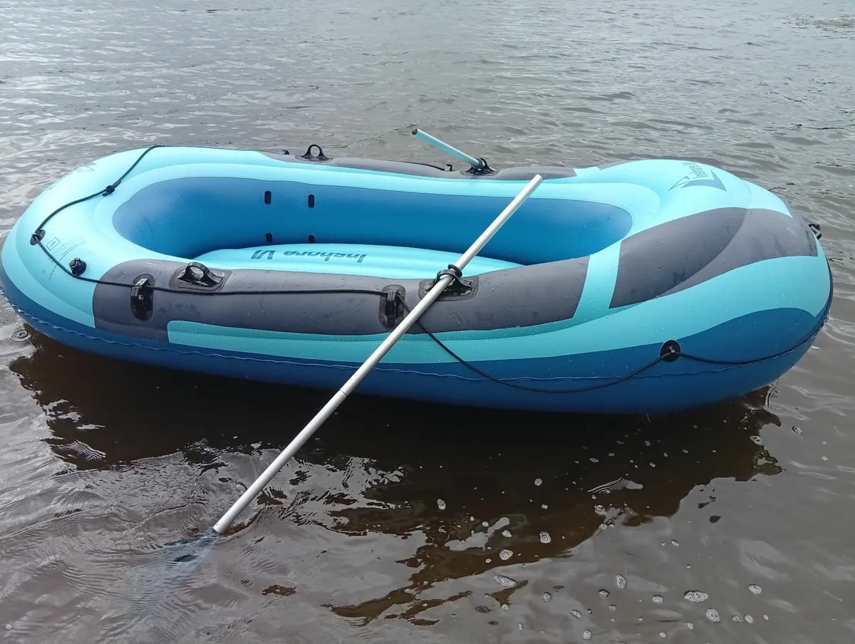 Inflatable dinghy for 3 person 1month old - Image 1