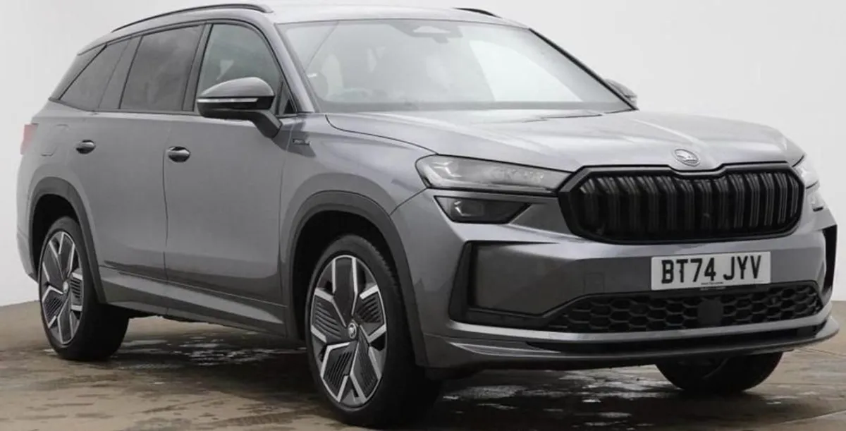 Skoda Kodiaq 2.0 TDI Sportline SUV 5dr Diesel DSG - Image 1