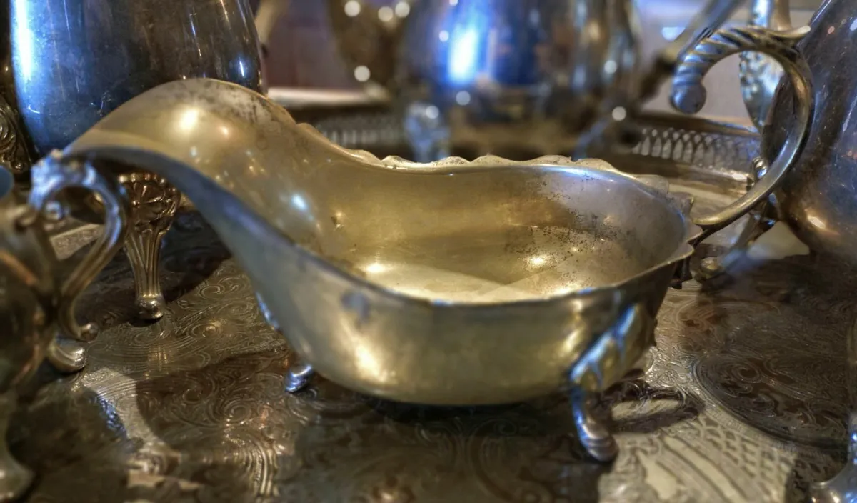 TRAY/TEA/COFFEE/MILK/SUGAR POTS (SILVER PLATED). - Image 4
