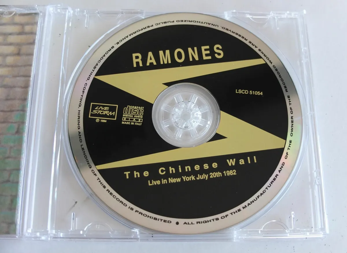 Ramones, Chinese Wall. 1000 Copies, 1994 Ltd. Edit - Image 4