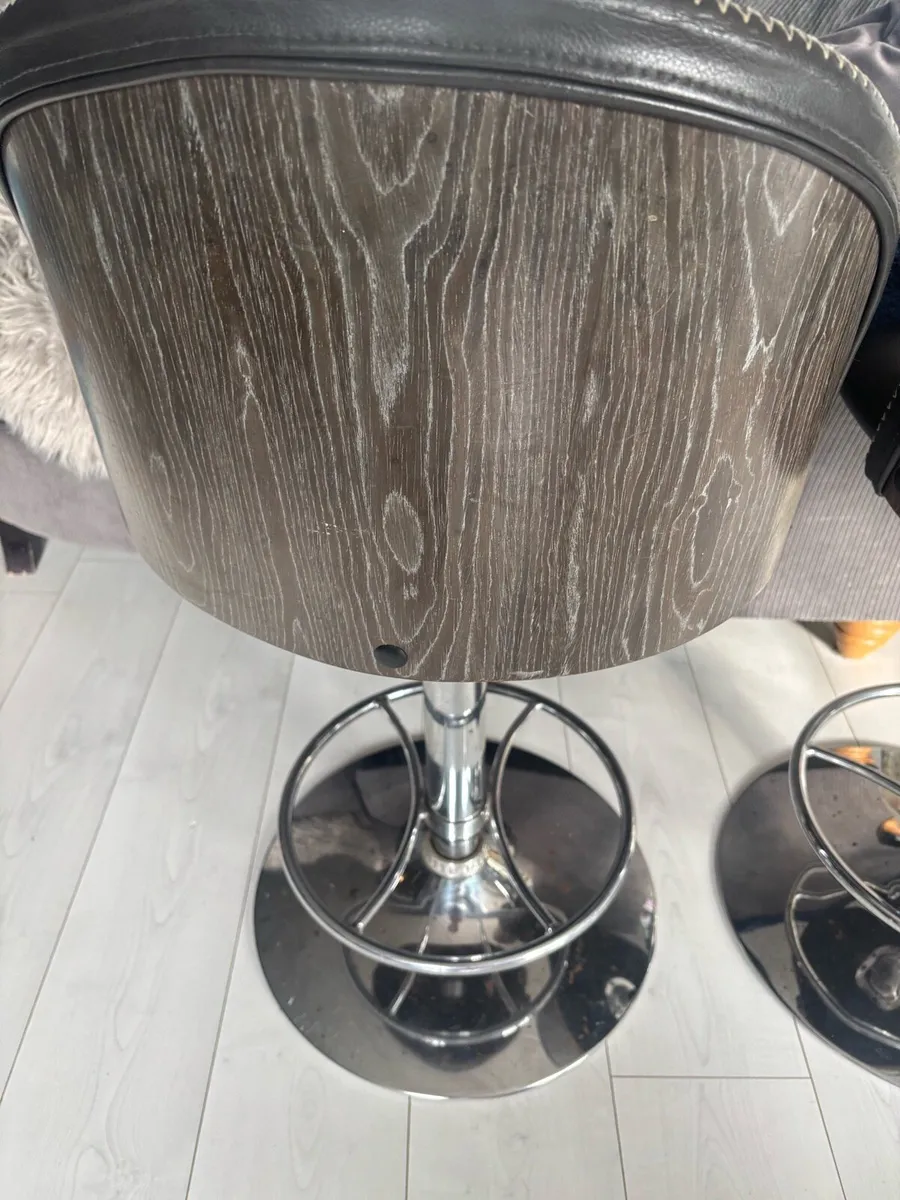 Kitchen bar stools - Image 3