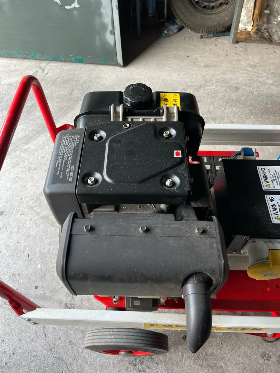 Diesel generator - Image 2