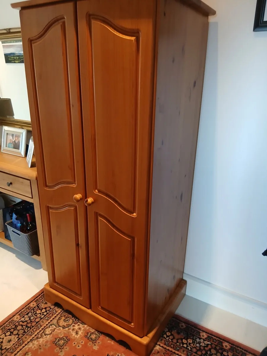Pine wardrobe - Image 1