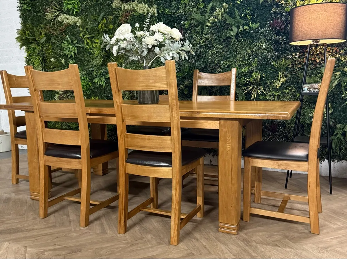 Large extending kitchen table & 6 chairs - Image 3