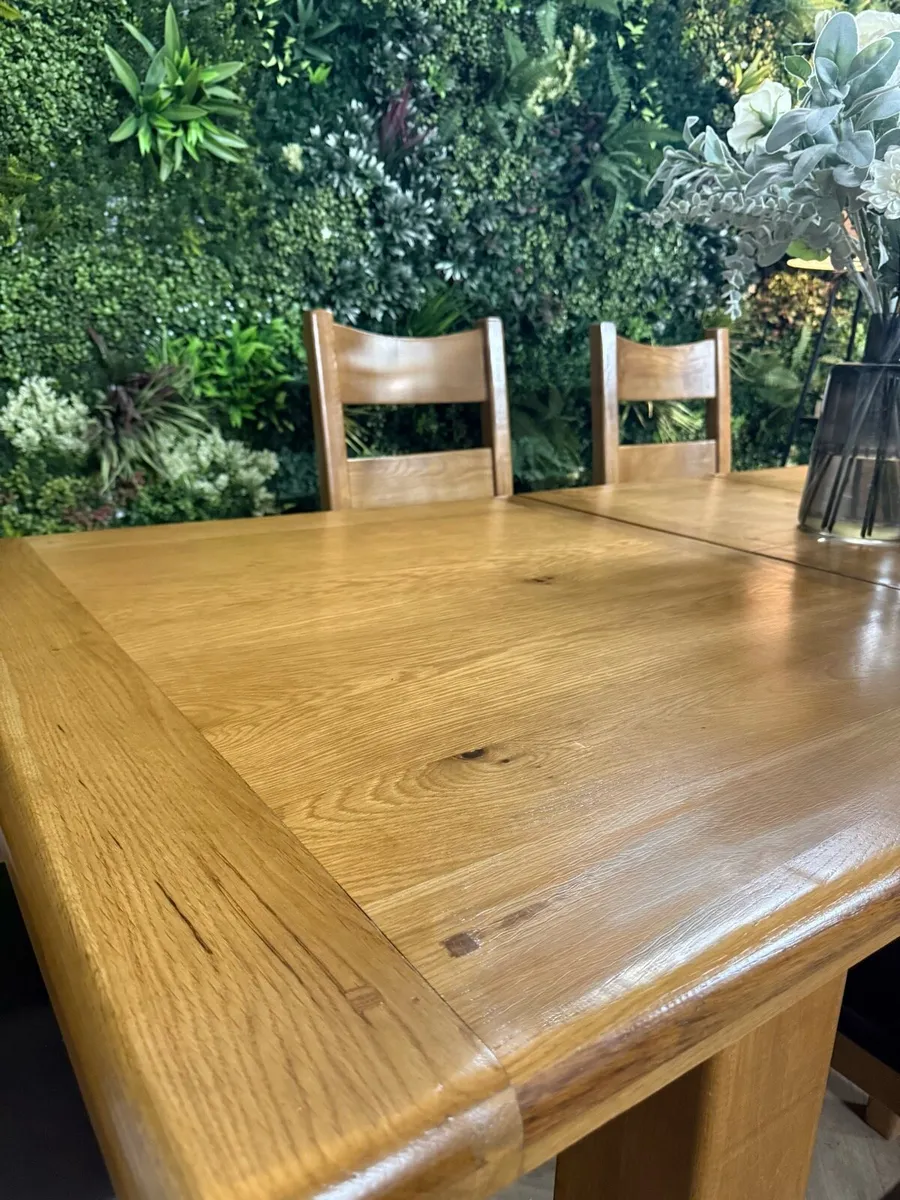Large extending kitchen table & 6 chairs - Image 4