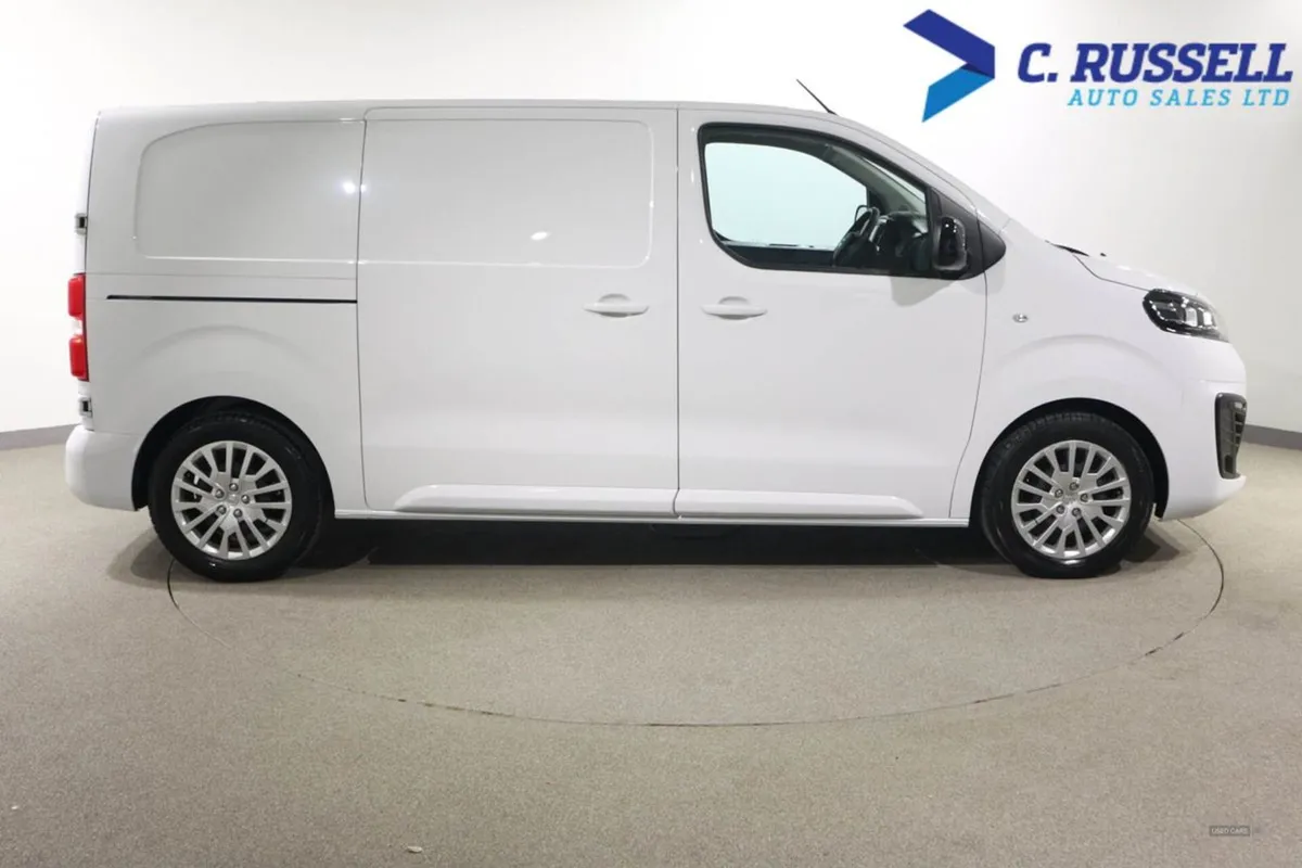 Vauxhall Vivaro L1 Diesel - Image 4