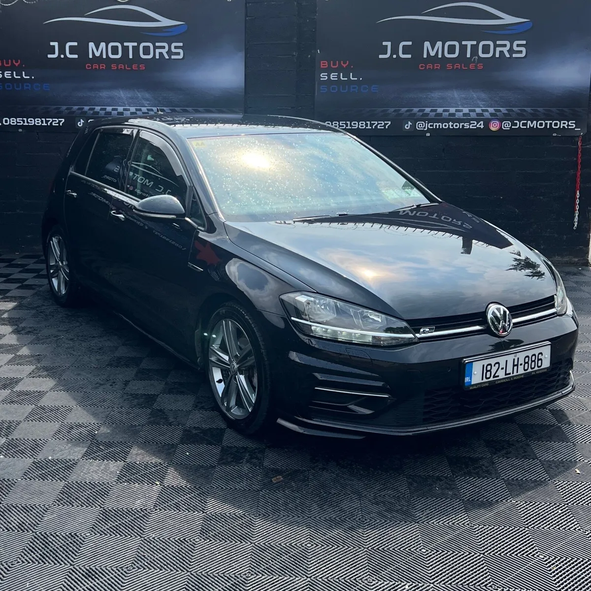 182 VW Golf R-Line - Image 1