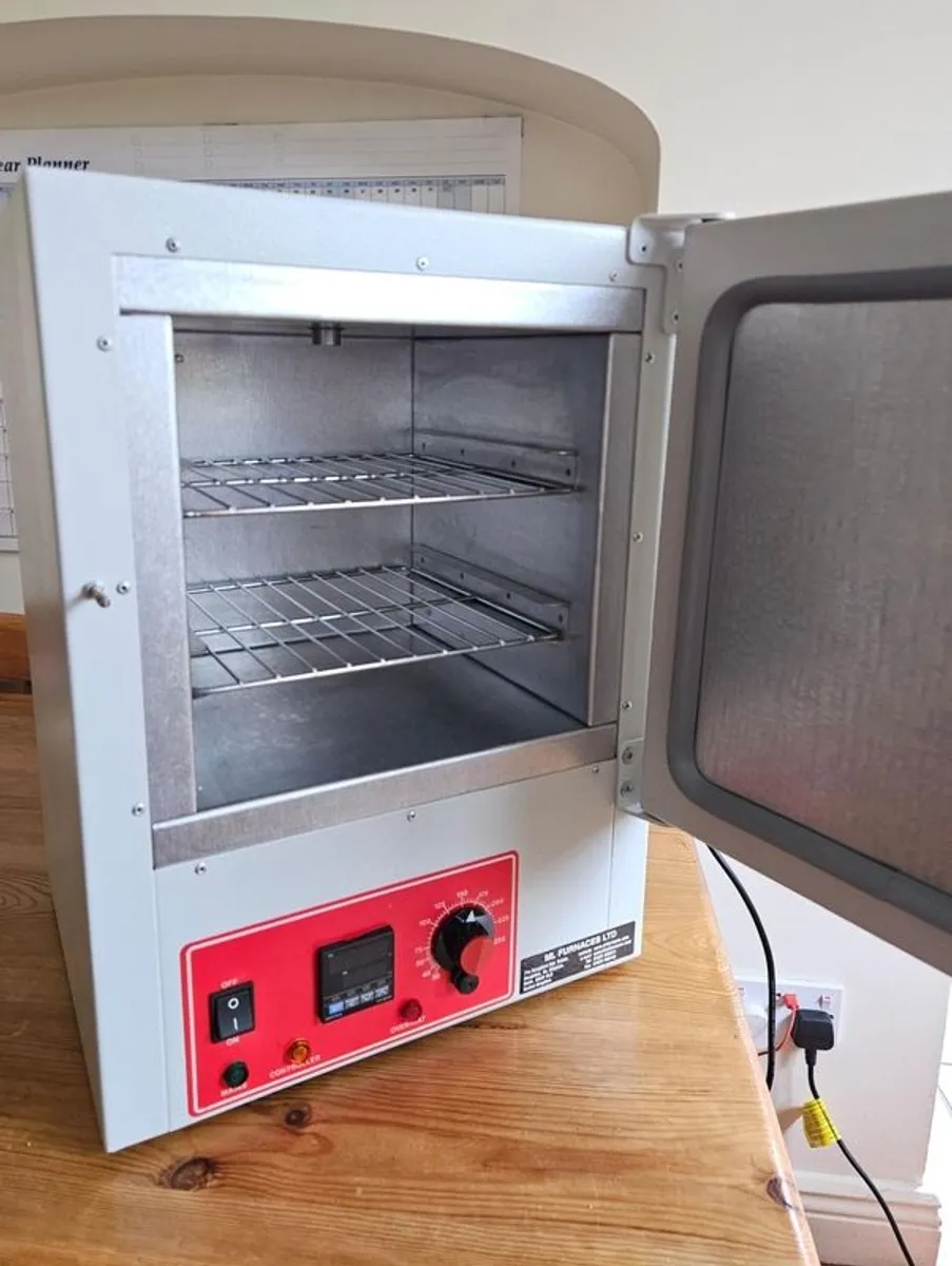 Genlab Laboratory Oven - Image 3