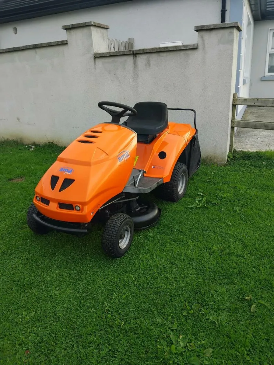 Ride on lawnmower - Image 3
