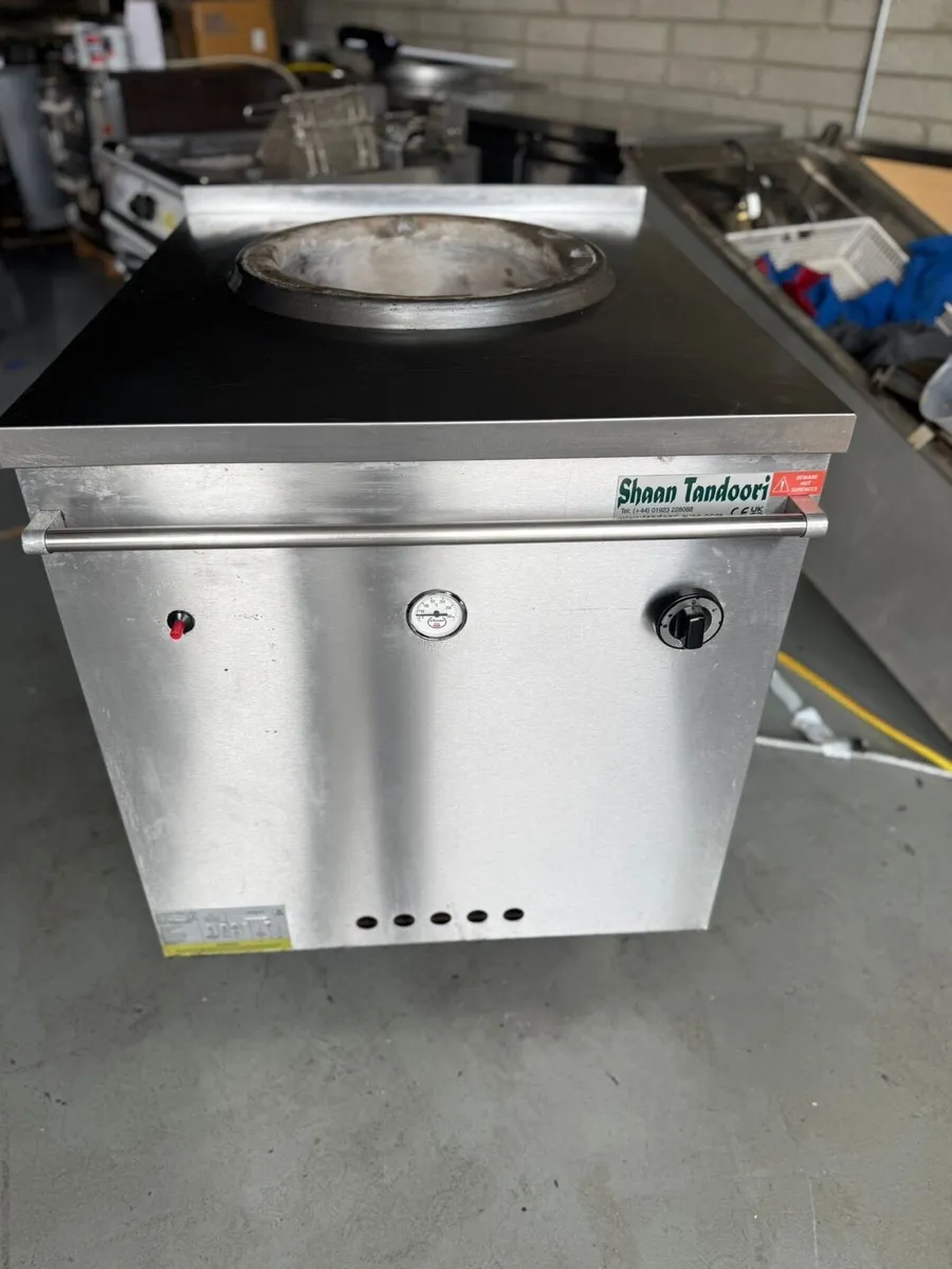 Shaan tandoori oven LPG/ natural gas - Image 1