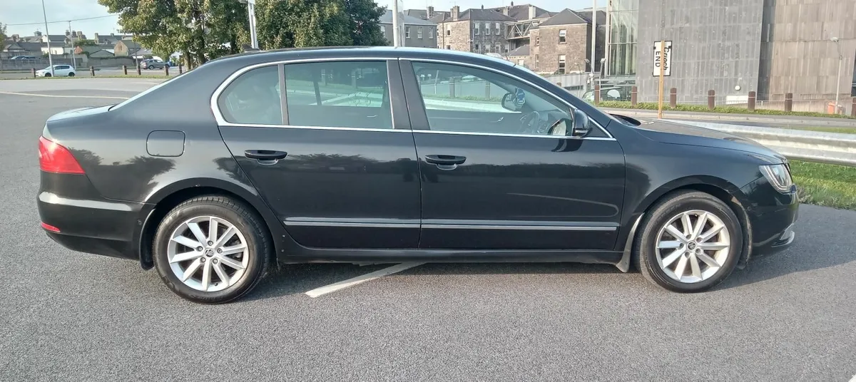 Skoda Superb 2014 Top spec - Image 3