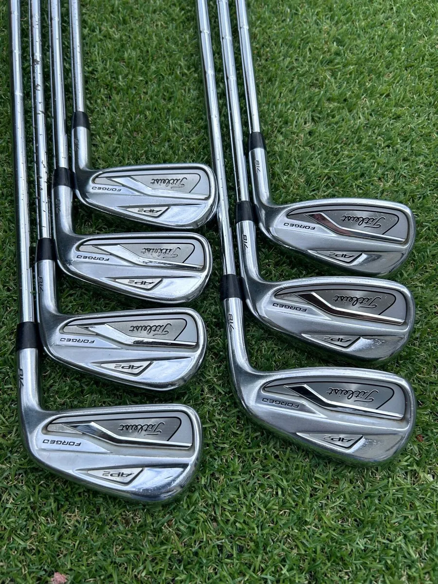 Titleist AP2 718 irons - Image 1