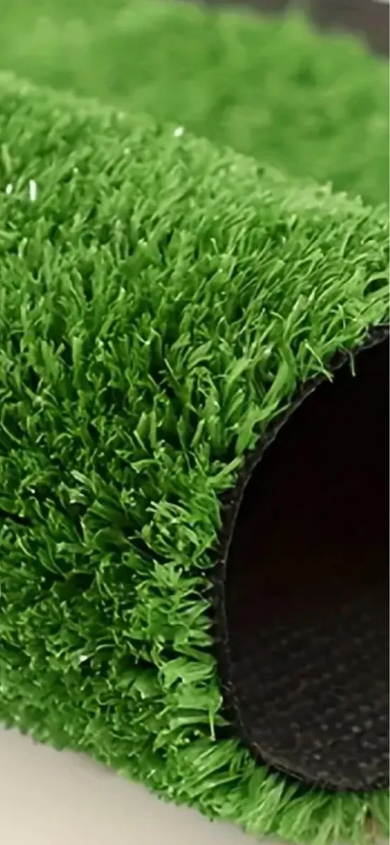 ARTIFICIAL GRASS - Image 1