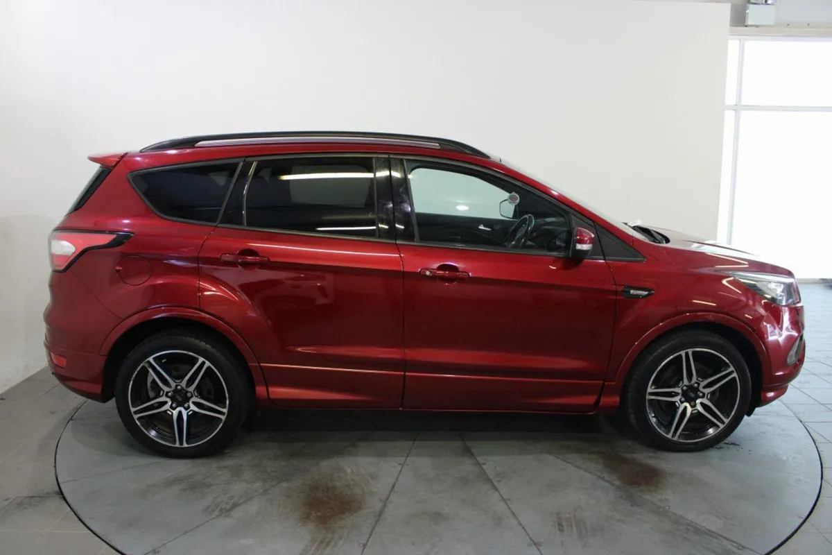 Ford Kuga 1.5tdci 120PS FWD St-line - Image 3
