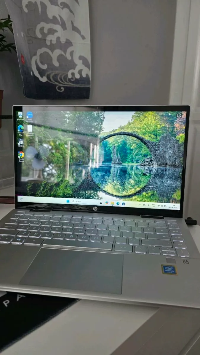 Hp pavilion x360 - Image 1