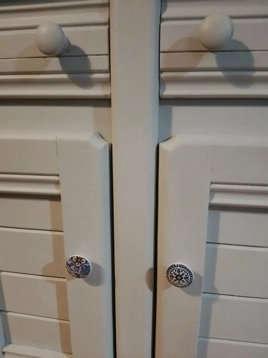 Unique Handmade Chunky Pine Dresser - Image 3